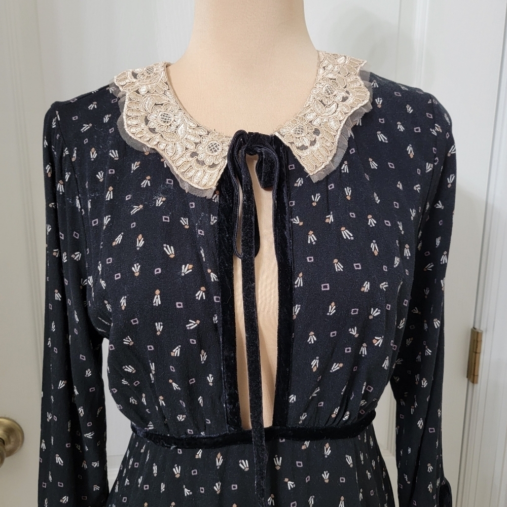 Free People Size L Sweet Delfina Black Lace Collar Plunge Neck Mini Dress - Picture 3 of 16
